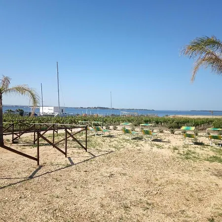 Isole Dello Stagnone Couette-café Birgi Vecchi