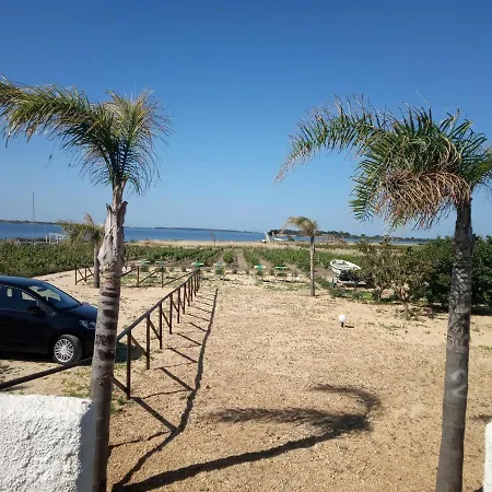 Isole Dello Stagnone Couette-café Birgi Vecchi