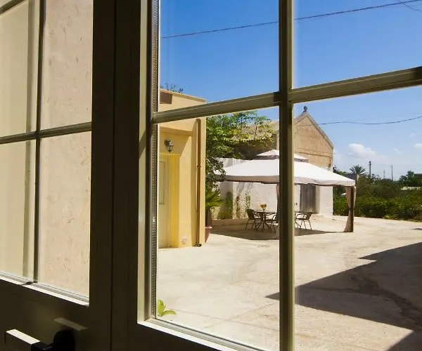 Panzió Isole Dello Stagnone 3*
