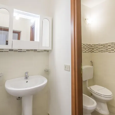 לינה וארוחת בוקר Isole Dello Stagnone בירג'י וקי