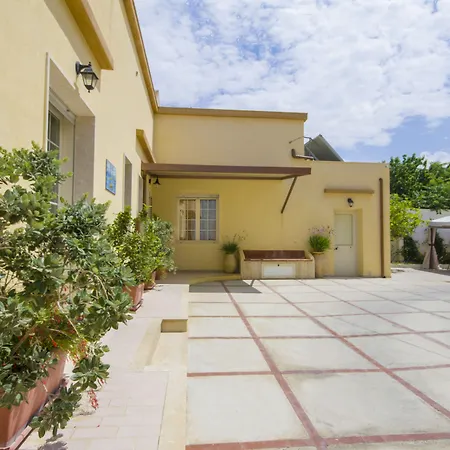 Isole Dello Stagnone לינה וארוחת בוקר 3*