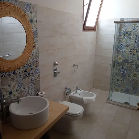 Isole Dello Stagnone 3* בירג'י וקי