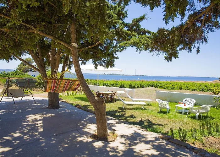 Isole Dello Stagnone Frühstückspension 3*