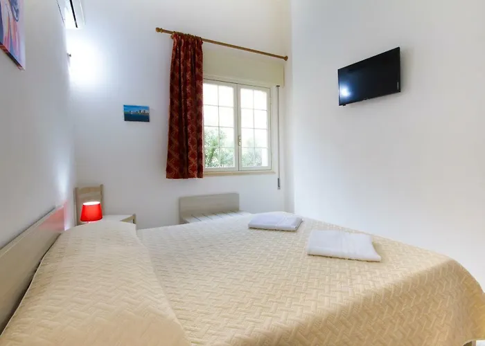 Frühstückspension Isole Dello Stagnone 3*